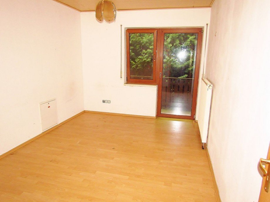 Kind oder Gast EG Zweifamilienhaus Waldbrunn-Lahr