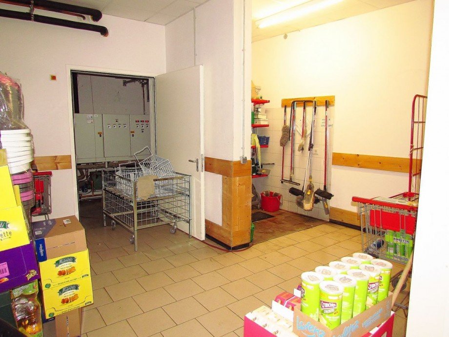 Blick in den Technikraum Verbrauchermarkt Essenheim