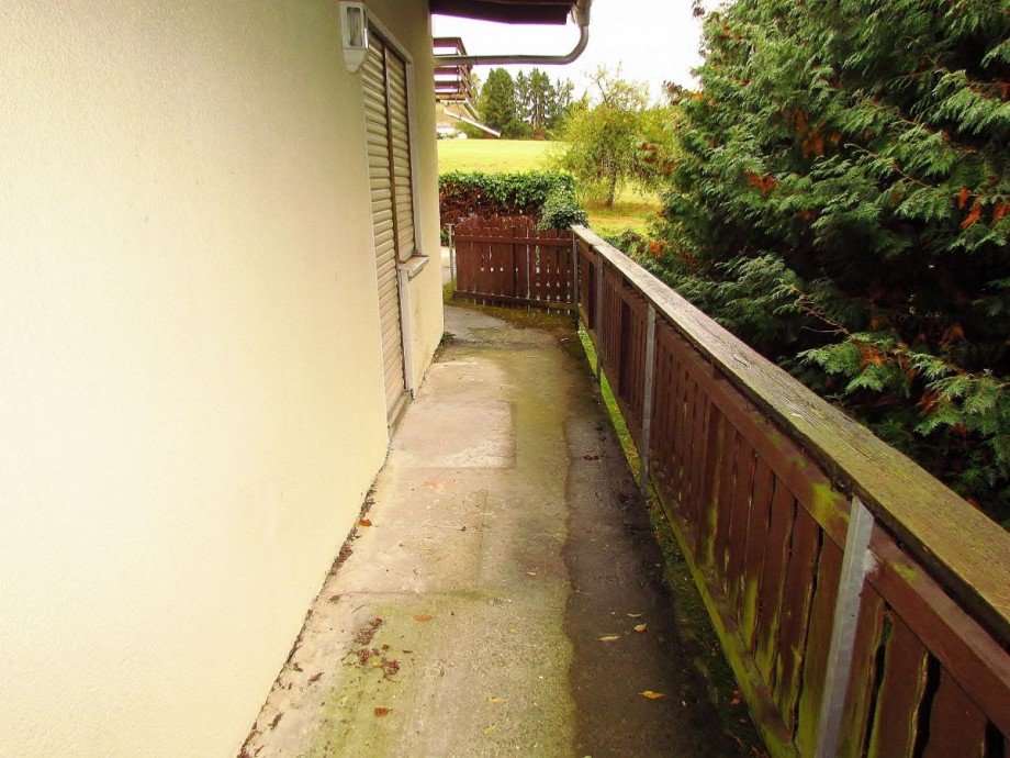 Balkon EG Zweifamilienhaus Waldbrunn-Lahr