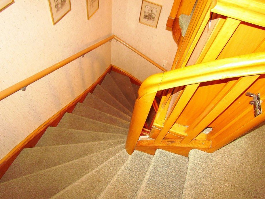 Geschosstreppe Doppelhaush�lfte Limburg