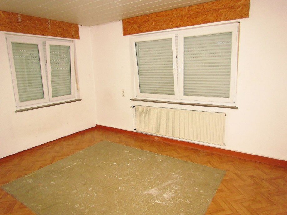 Zimmer im OG Zweifamilienhaus Waldbrunn-Lahr