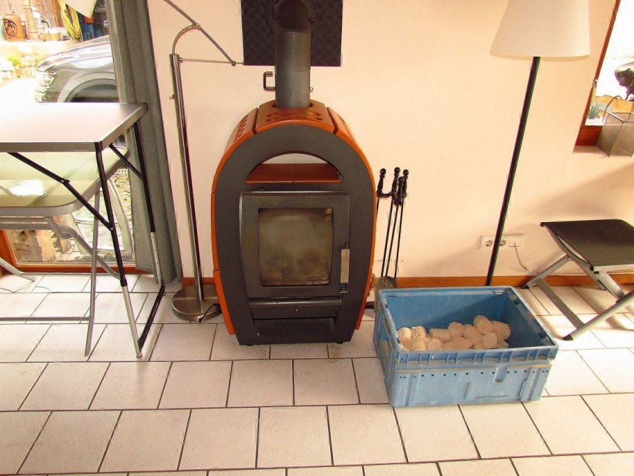 Kaminofen im Studioraum Einfamilienhaus Limburg