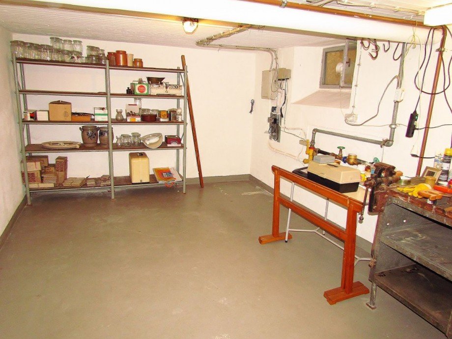 Kellerraum (Hobby) Doppelhaush�lfte Limburg