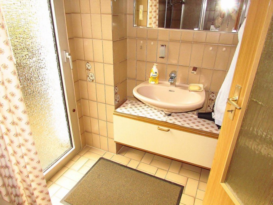 Bad mit Ausgang zum Balkon Doppelhaush�lfte Limburg