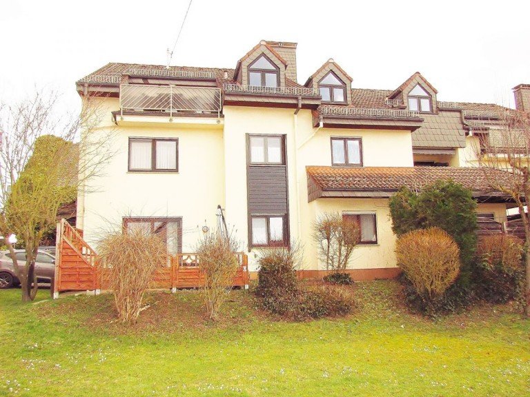 Ansicht aus westl. Richtung Limburg Etagenwohnung 4-Zimmer-Eigentumswohnung in ruhiger Wohnanlage von Limburg-Offheim