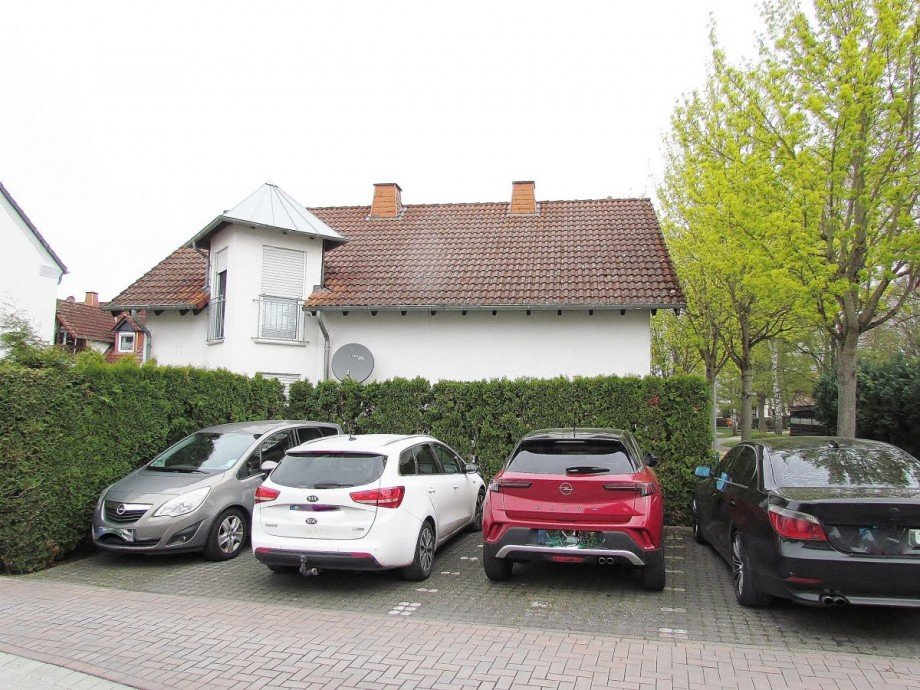 stra�enseitige Ansicht Reihenendhaus Limburg